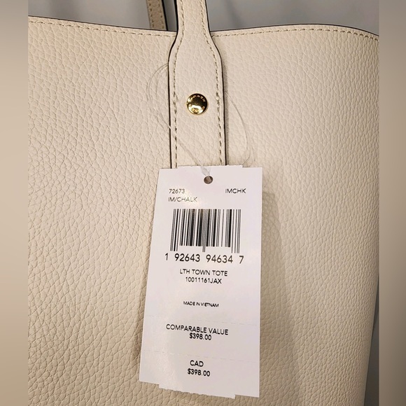 COACH LARGE Super Light Genuine Pebbled Leather TOWN TOTE Handbag - Picture 7 of 15